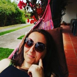 Meet your Posher, Raquel